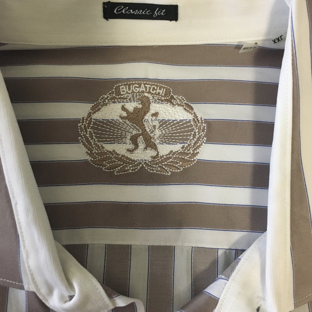Bugatchi men’s long sleeve dress shirt.